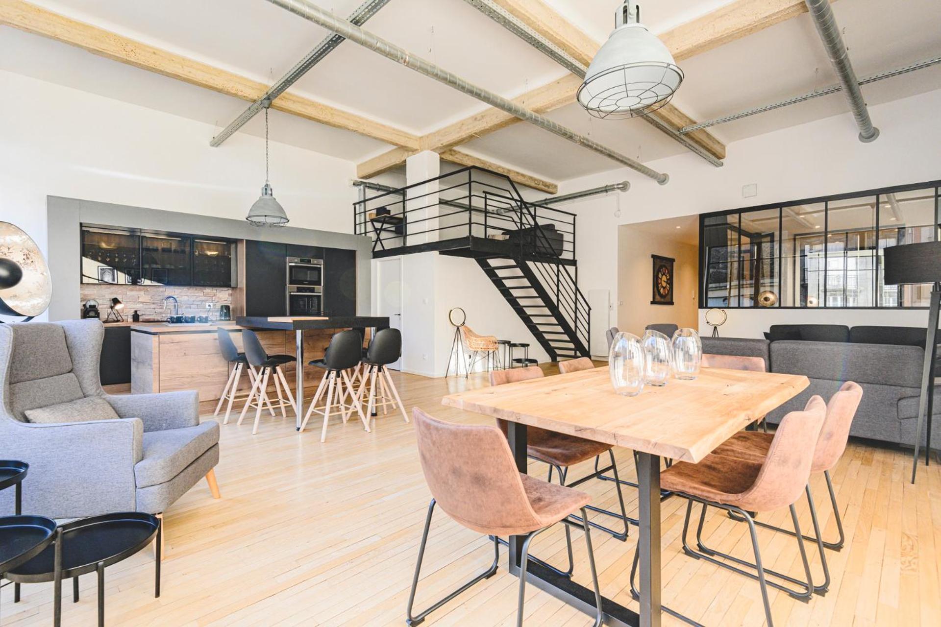 Апартаменты Ikizen Prestige - Loft Du Cadran - Parking Prive Реймс Экстерьер фото